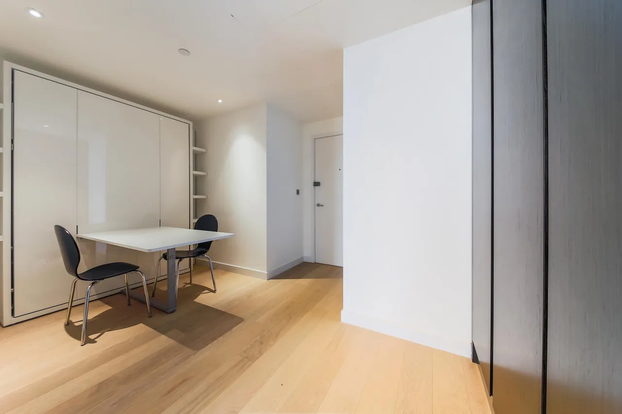 Charrington Tower, New Providence Wharf, E14, photo 10
