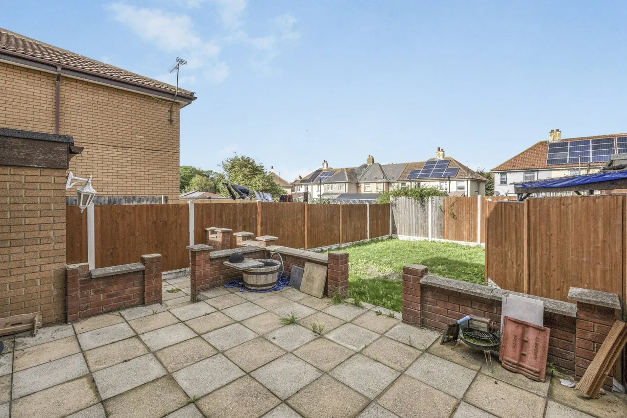 Hawthorne Close, Gravesend, DA12, photo 7