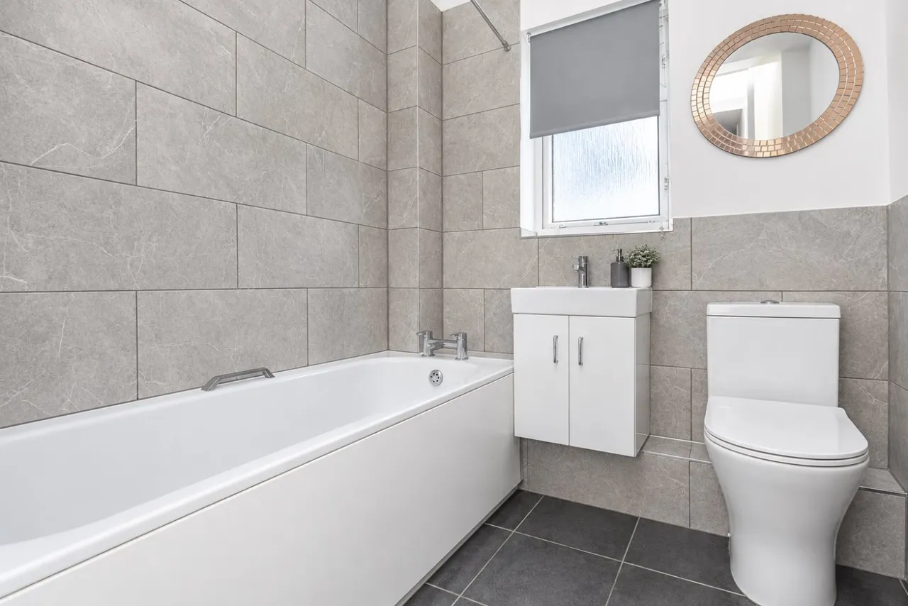 Hawthorne Close, Gravesend, DA12, photo 2