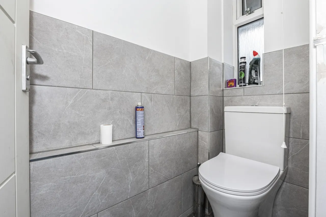 Hawthorne Close, Gravesend, DA12, photo 11