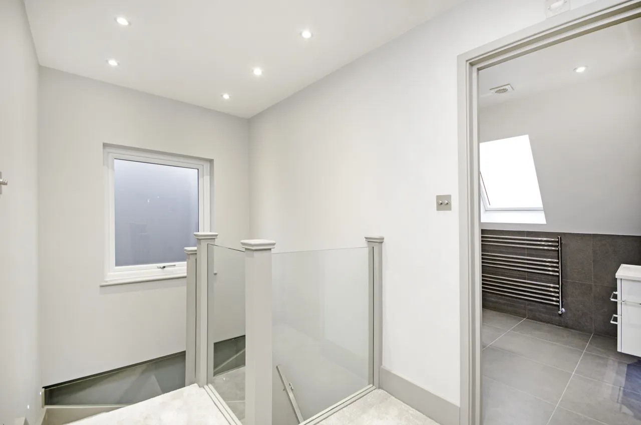 London, NW11, photo 9