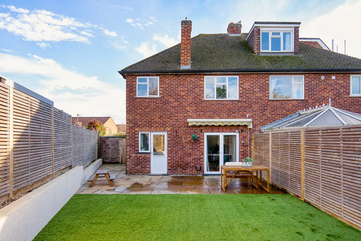 Shepperton, TW17, photo 13