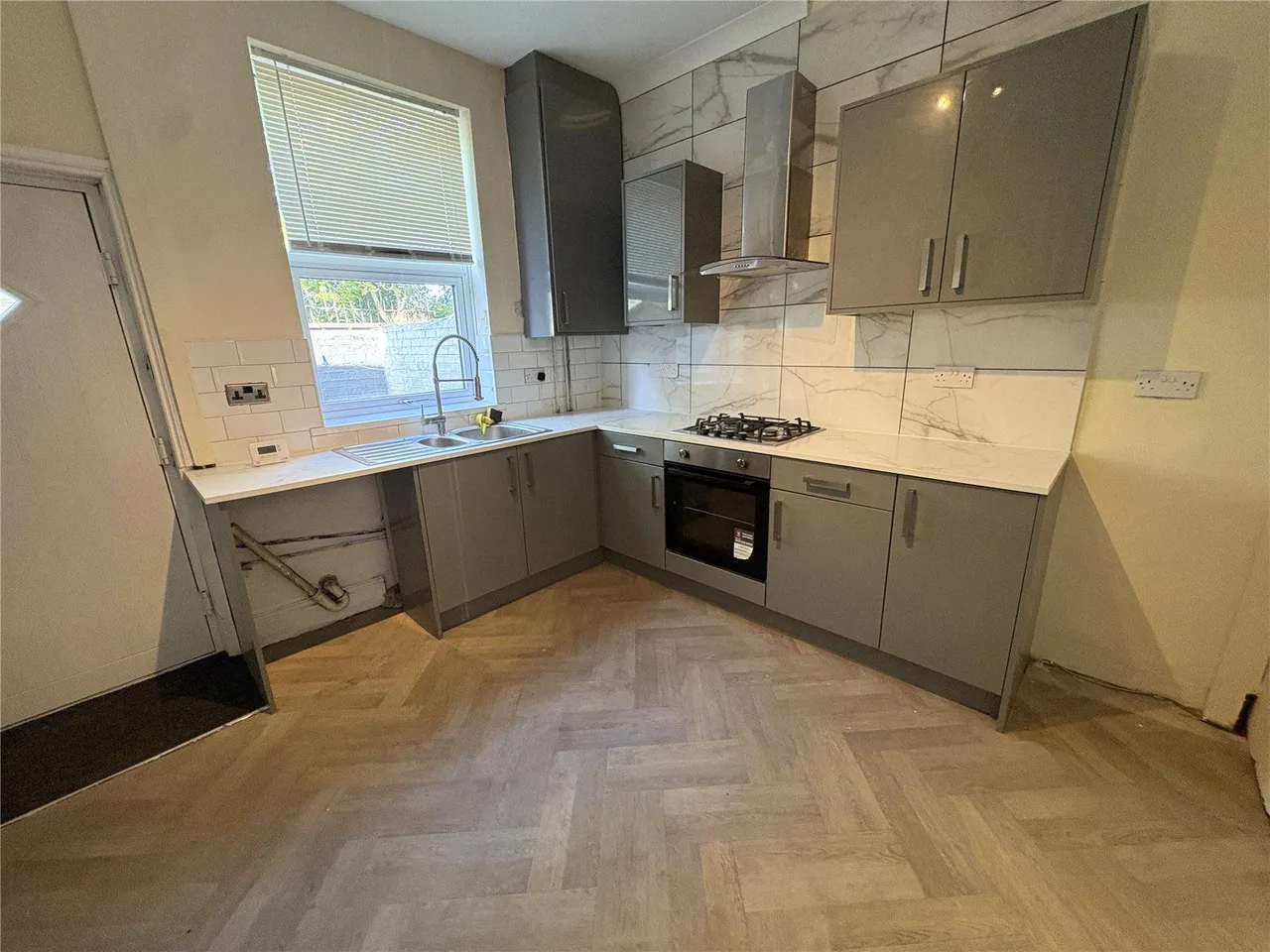 Cecil Street, Stalybridge, SK15, photo 4