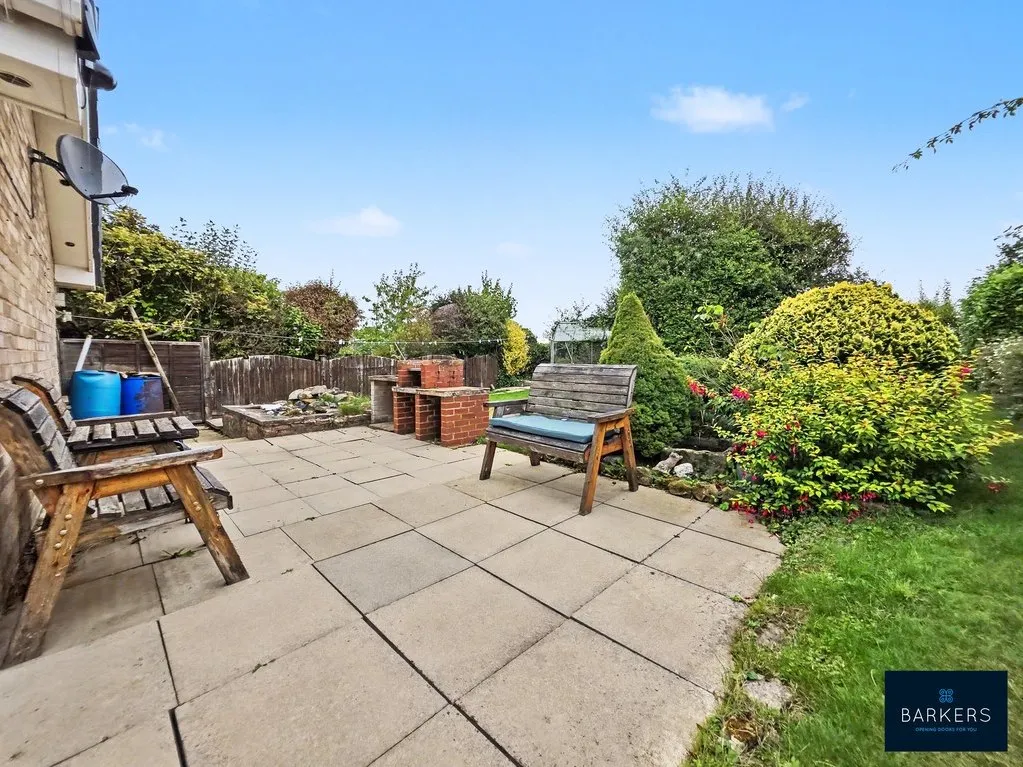 Summerbridge Crescent, Gomersal BD19 4LW, photo 15