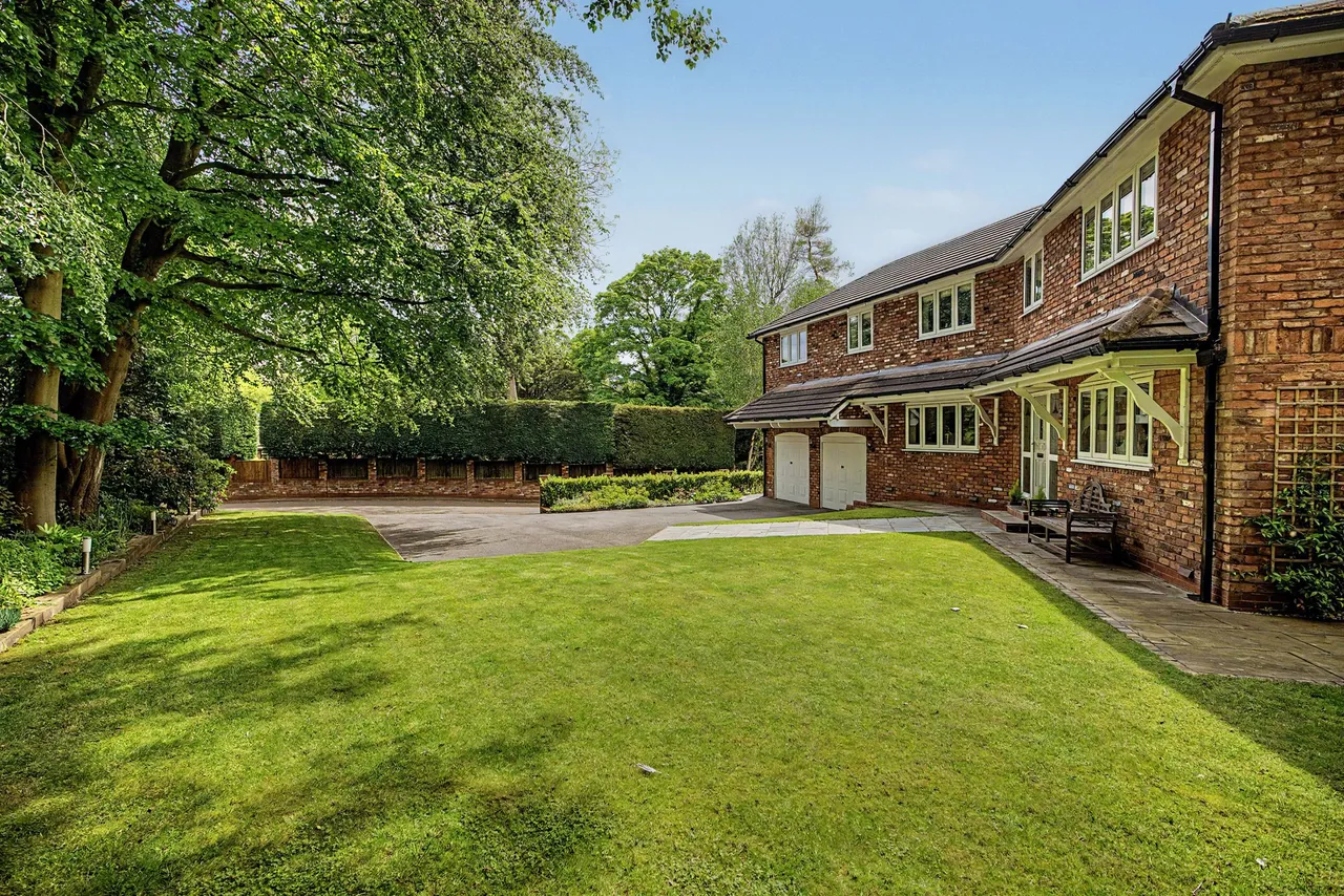 Ardenbrook Rise, Macclesfield, photo 31