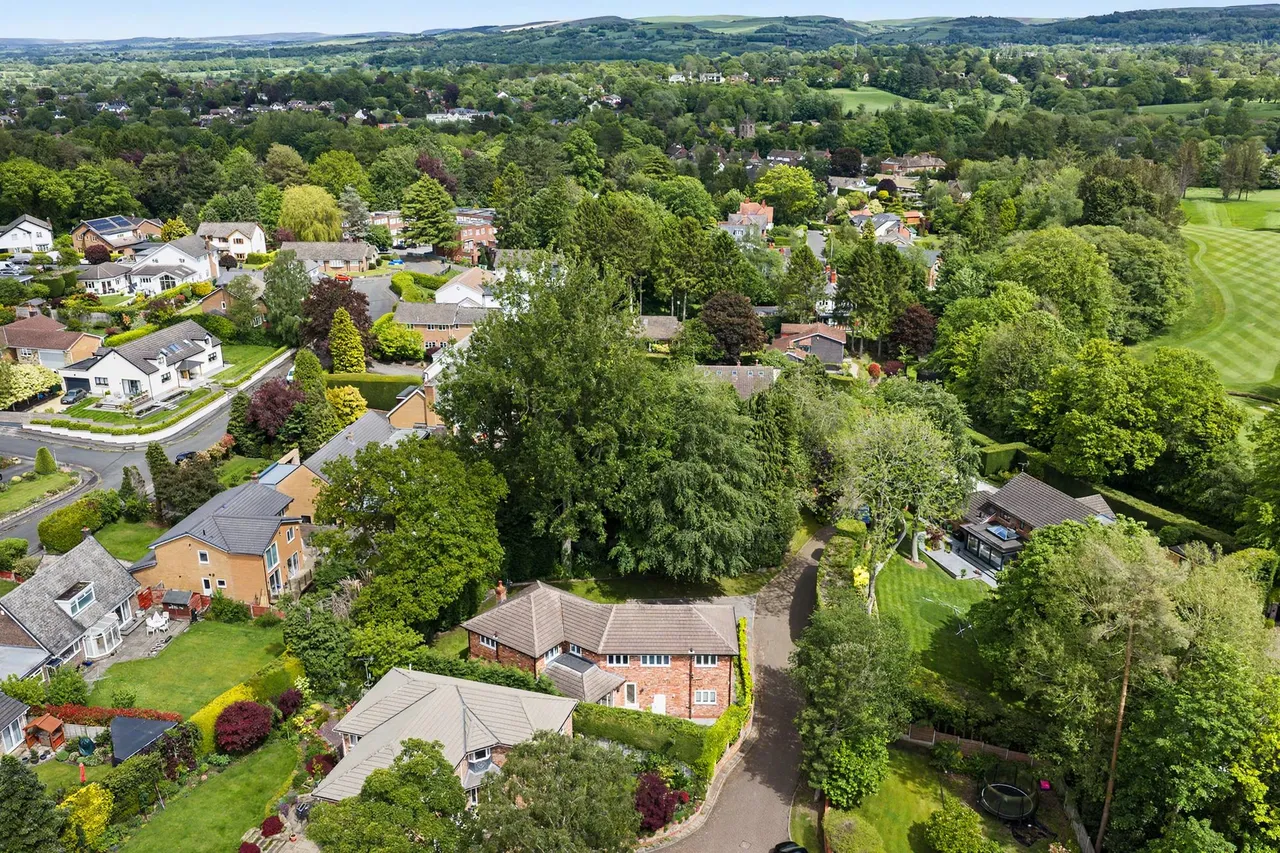 Ardenbrook Rise, Macclesfield, photo 29
