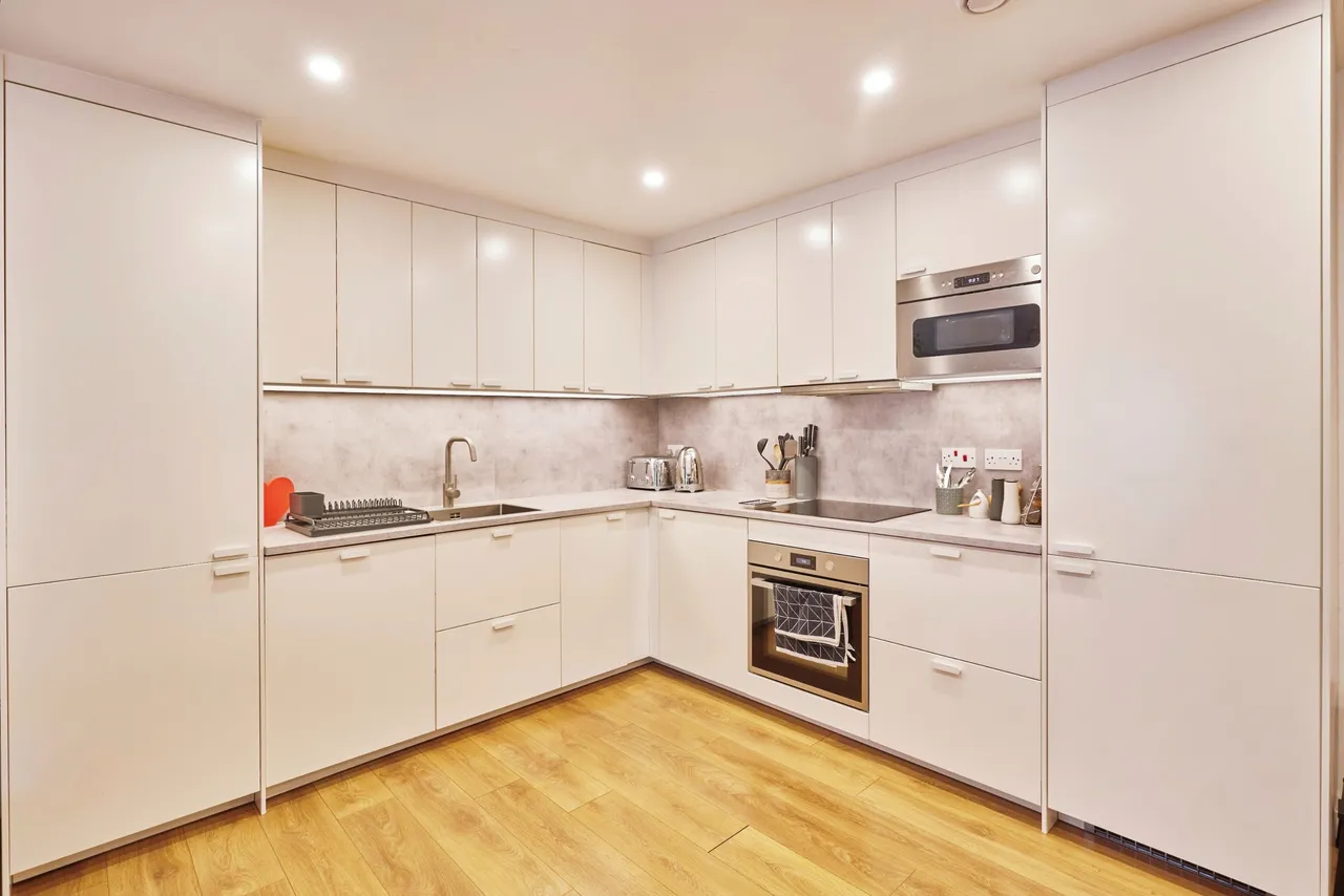 113 Chandler Way, Peckham, photo 3
