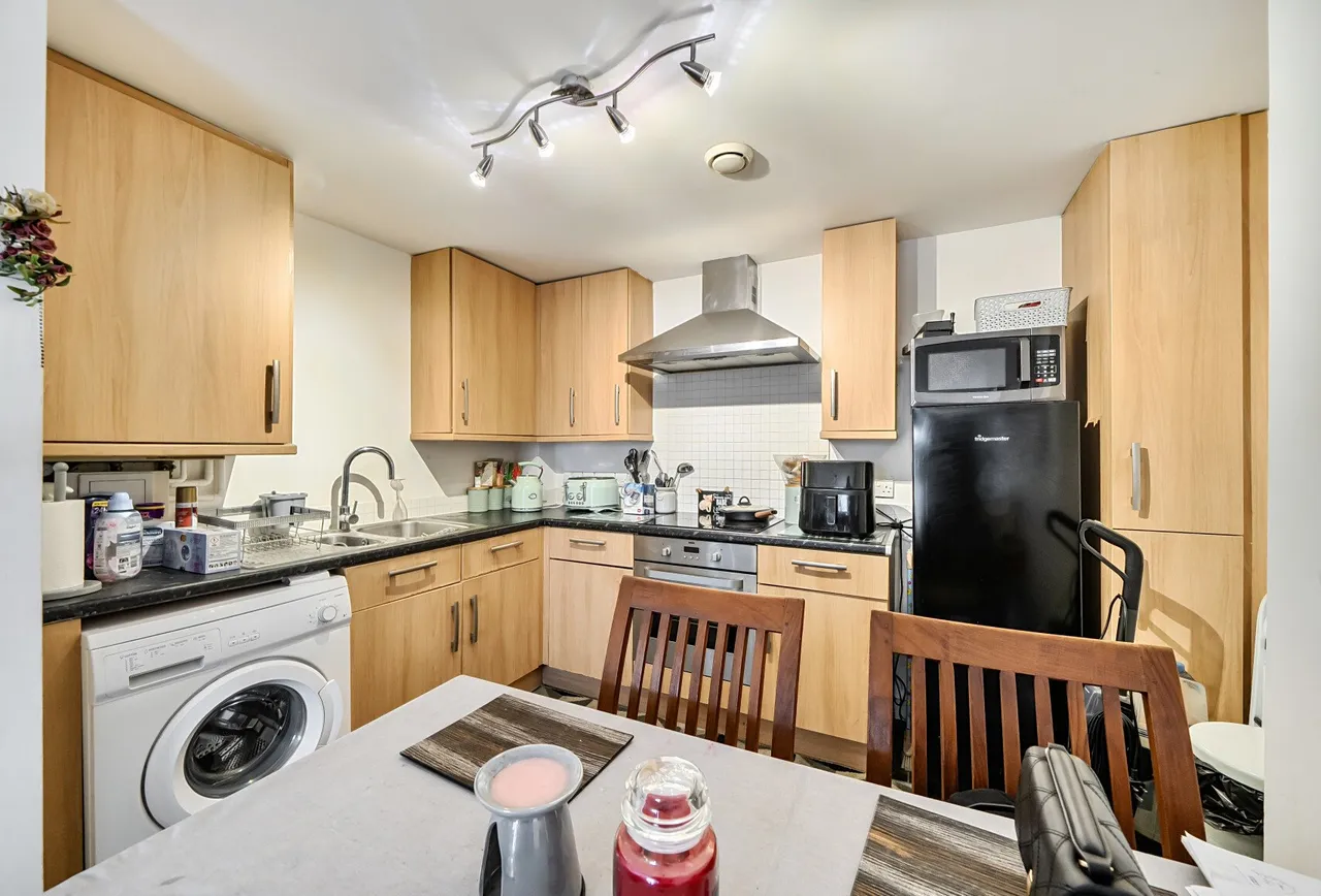 Ian Macdonald Court, Surrey, Adastra Way, SM6 9FD, photo 8