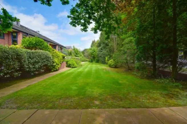 Knutsford Road, Wilmslow, SK9, photo 13