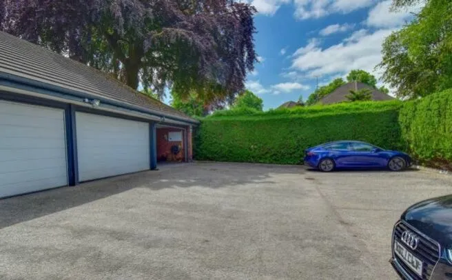 Knutsford Road, Wilmslow, SK9, photo 12