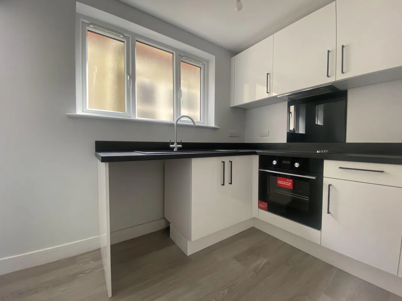 Bitterne Road, Southampton, SO18, photo 8