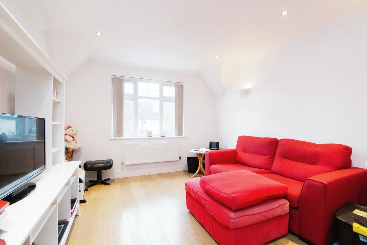 Croydon Road, Caterham, Surrey, CR3, photo 5