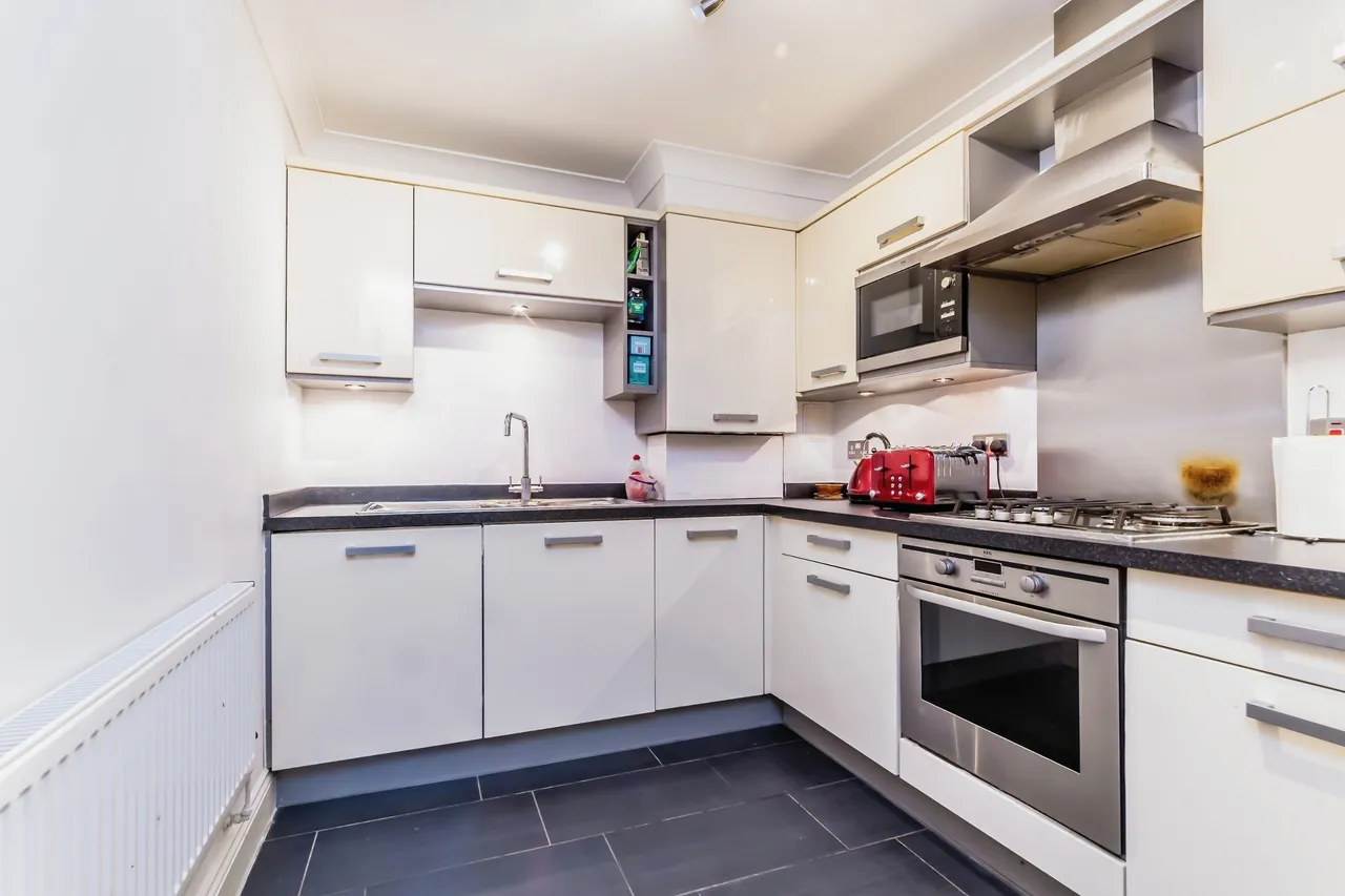 Croydon Road, Caterham, Surrey, CR3, photo 12