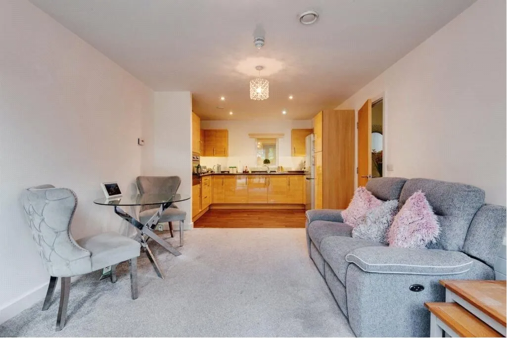 Cable Drive, Helsby, Frodsham, Cheshire, WA6 0FP, photo 5