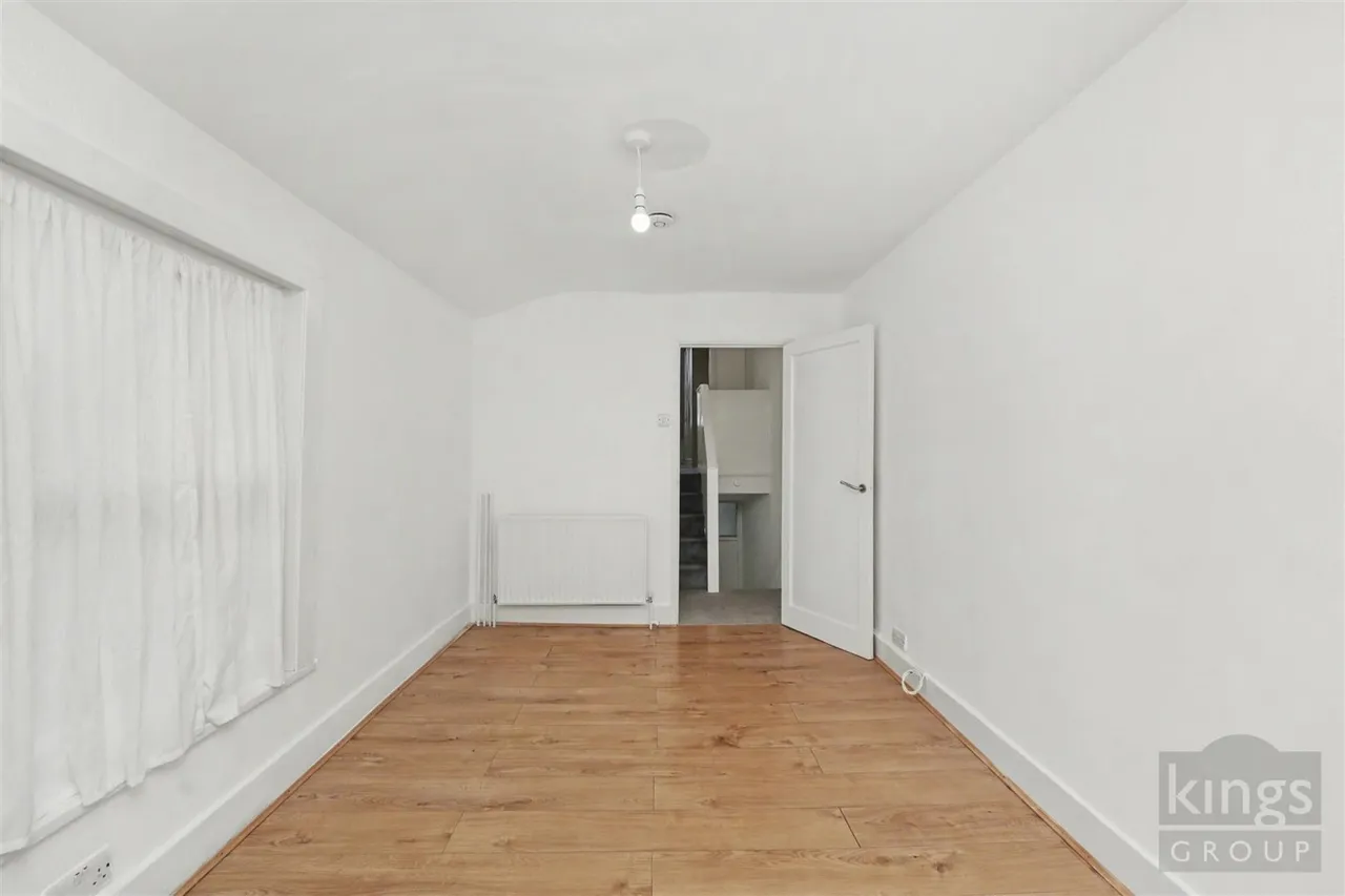 Beaconsfield Road, London, photo 3