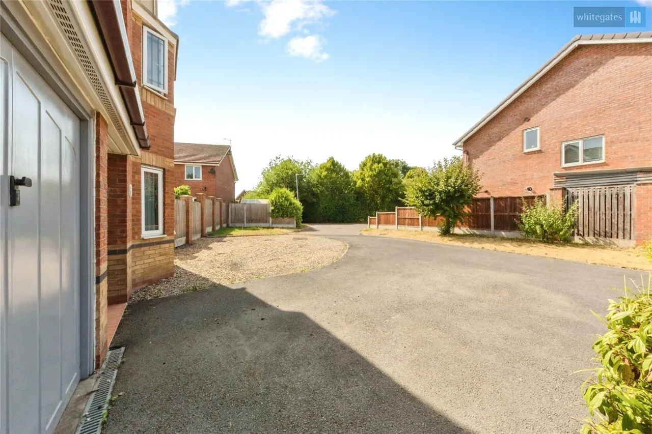 James Atkinson Way, Crewe, CW1, photo 2