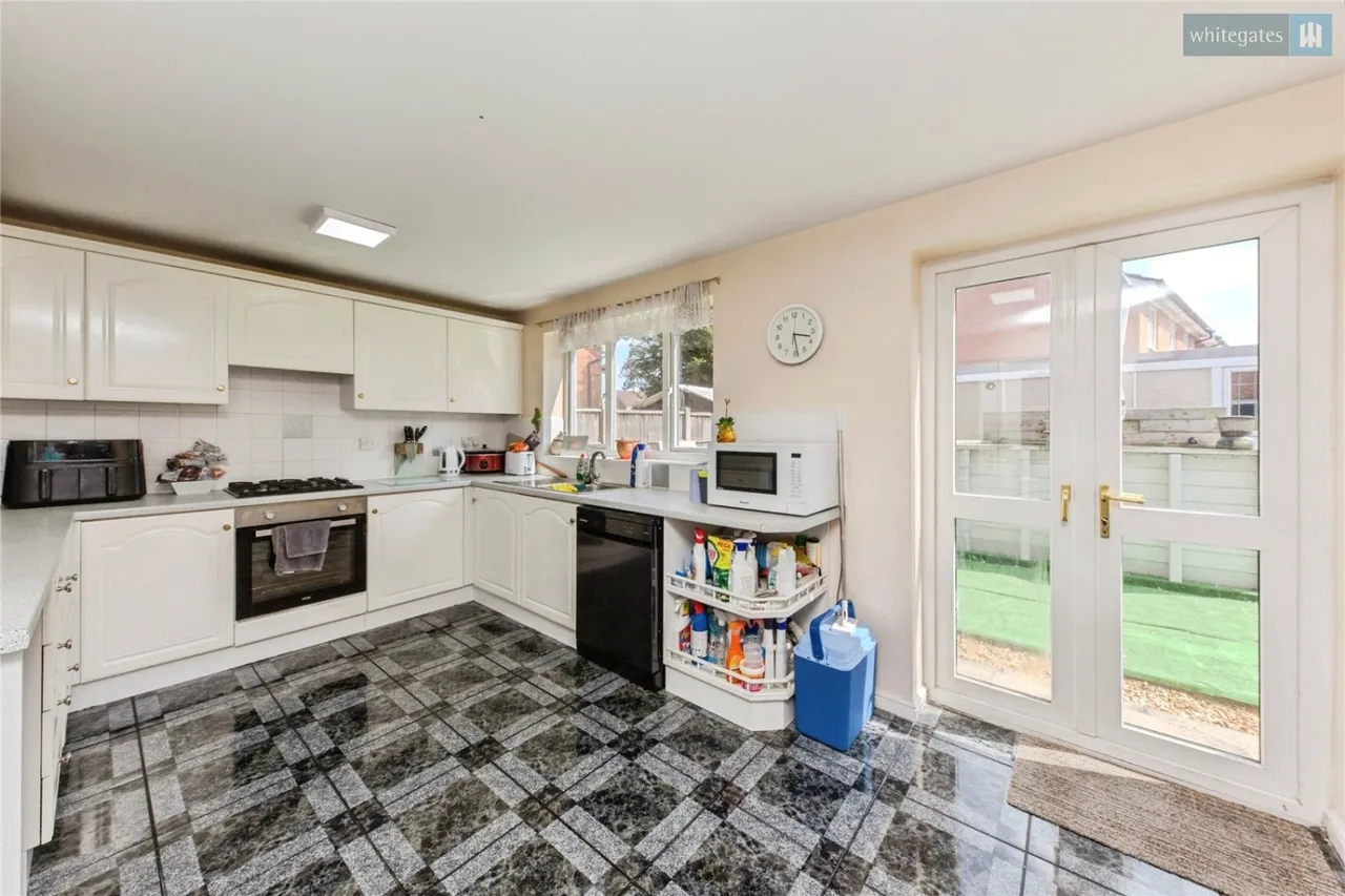 James Atkinson Way, Crewe, CW1, photo 4
