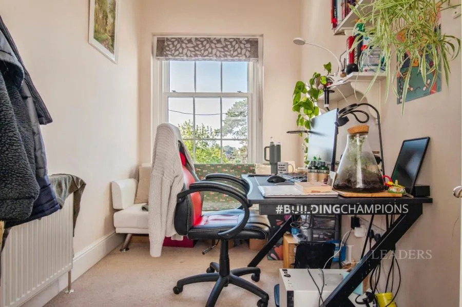 Elmfield Gardens, Battenhall, WR5, photo 14