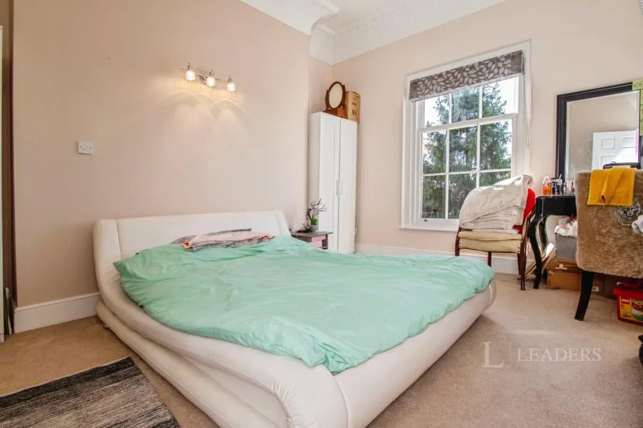 Elmfield Gardens, Battenhall, WR5, photo 13