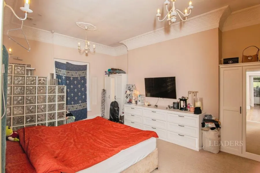 Elmfield Gardens, Battenhall, WR5, photo 10