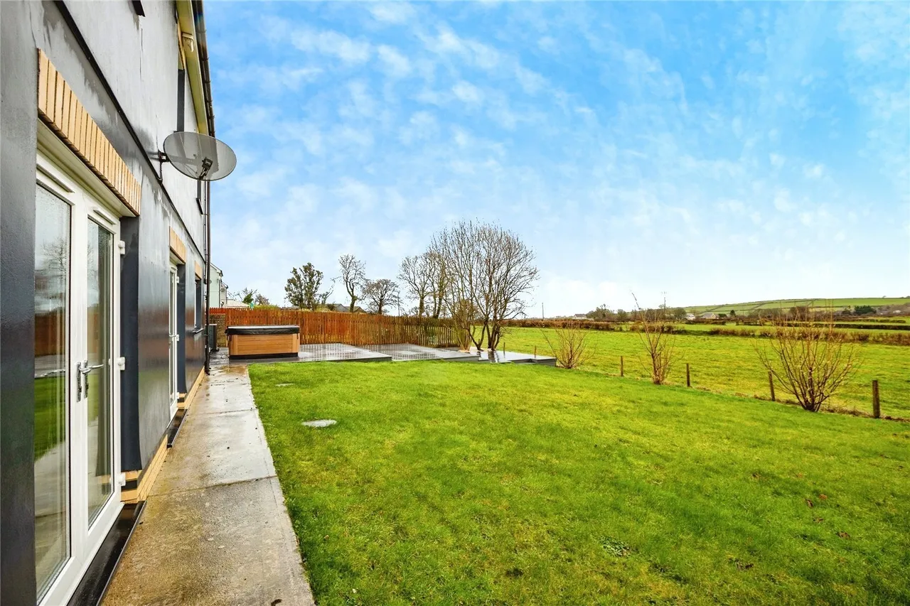 Bowls Road, Blaenporth, SA43, photo 27