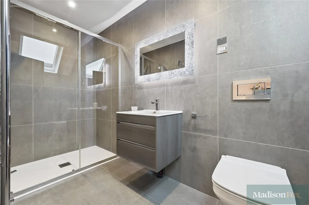 Bracken Drive, Chigwell, IG7, photo 29