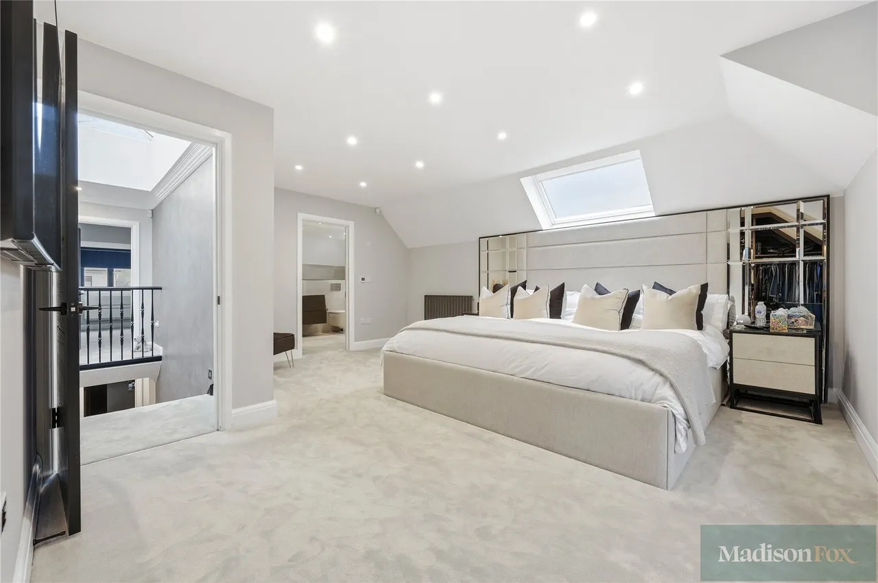 Bracken Drive, Chigwell, IG7, photo 24