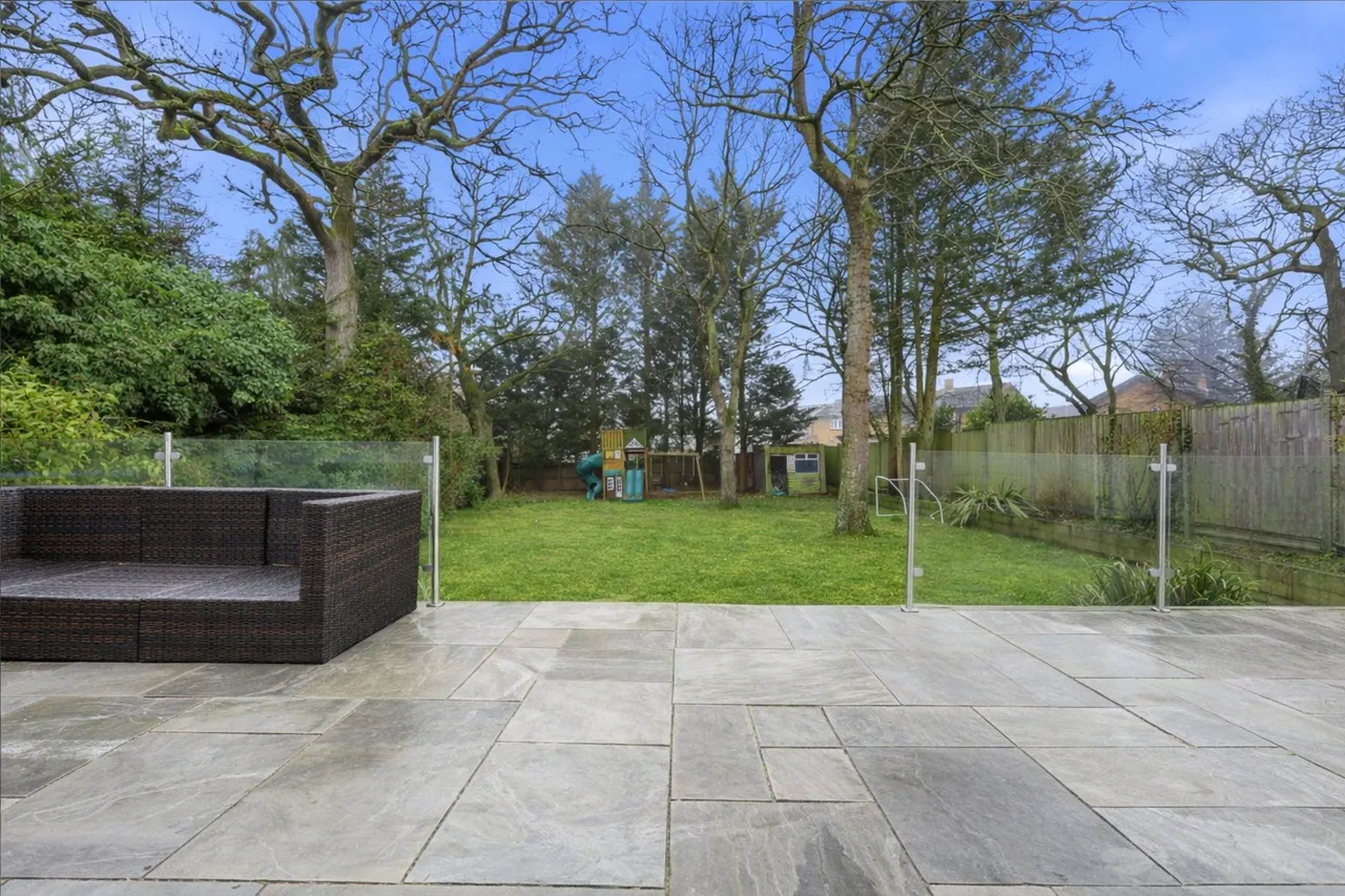 Bracken Drive, Chigwell, IG7, photo 35