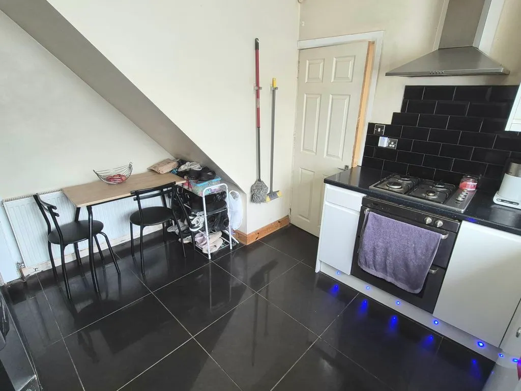 Lingfield Avenue, Great Barr, B44, photo 7