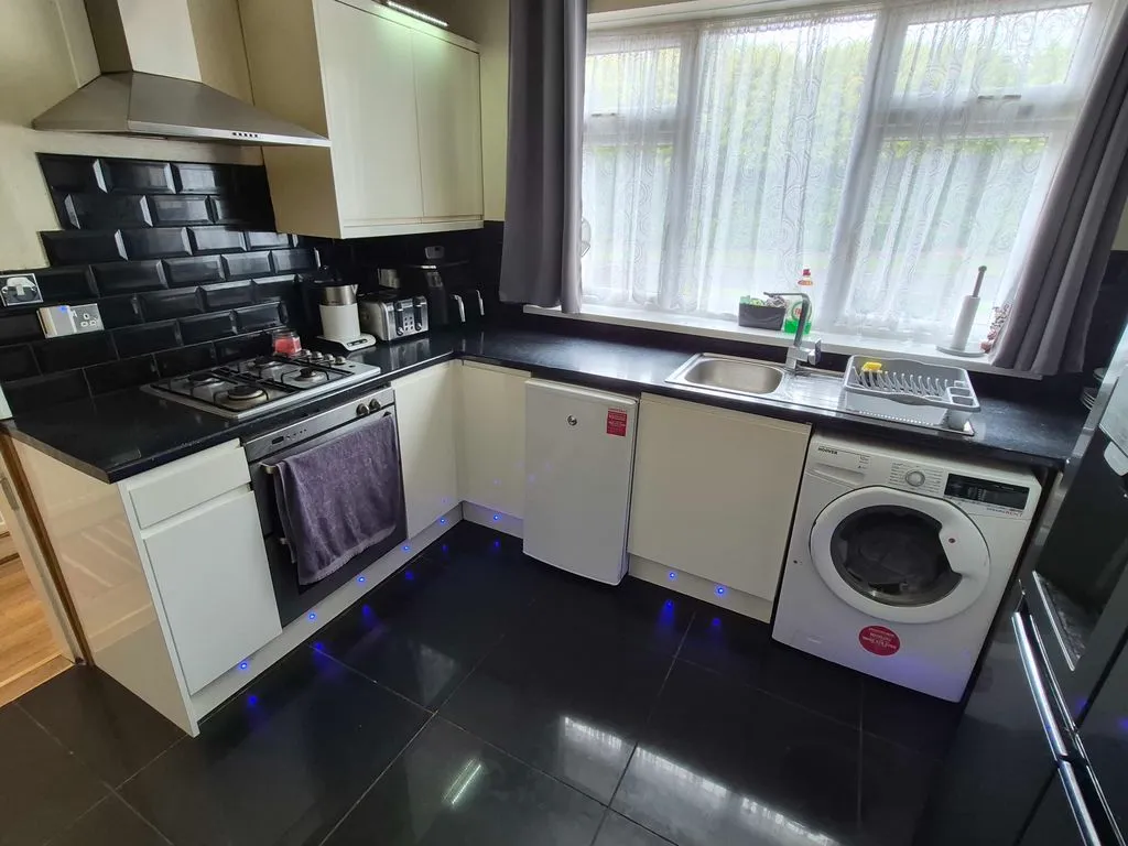 Lingfield Avenue, Great Barr, B44, photo 6