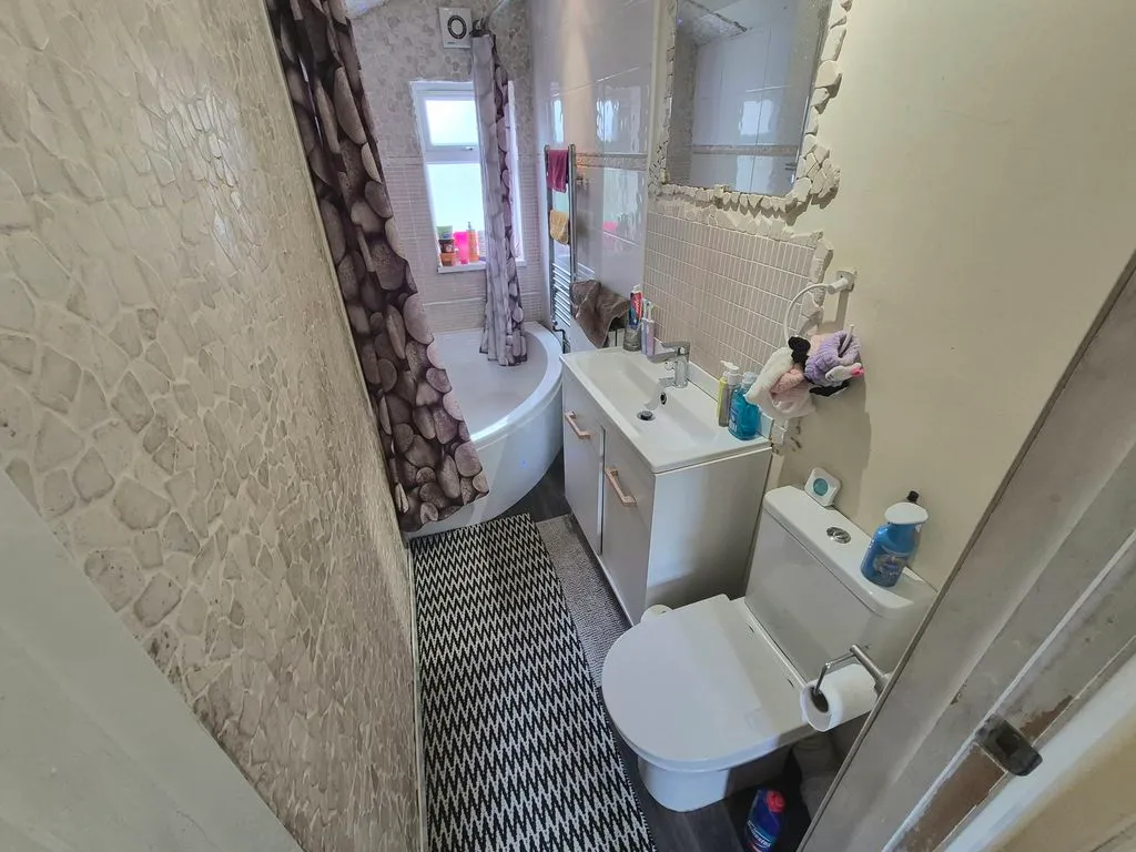 Lingfield Avenue, Great Barr, B44, photo 9