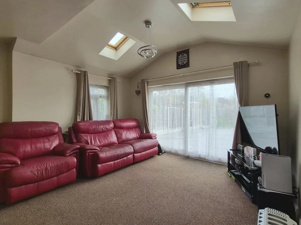 Lingfield Avenue, Great Barr, B44, photo 4