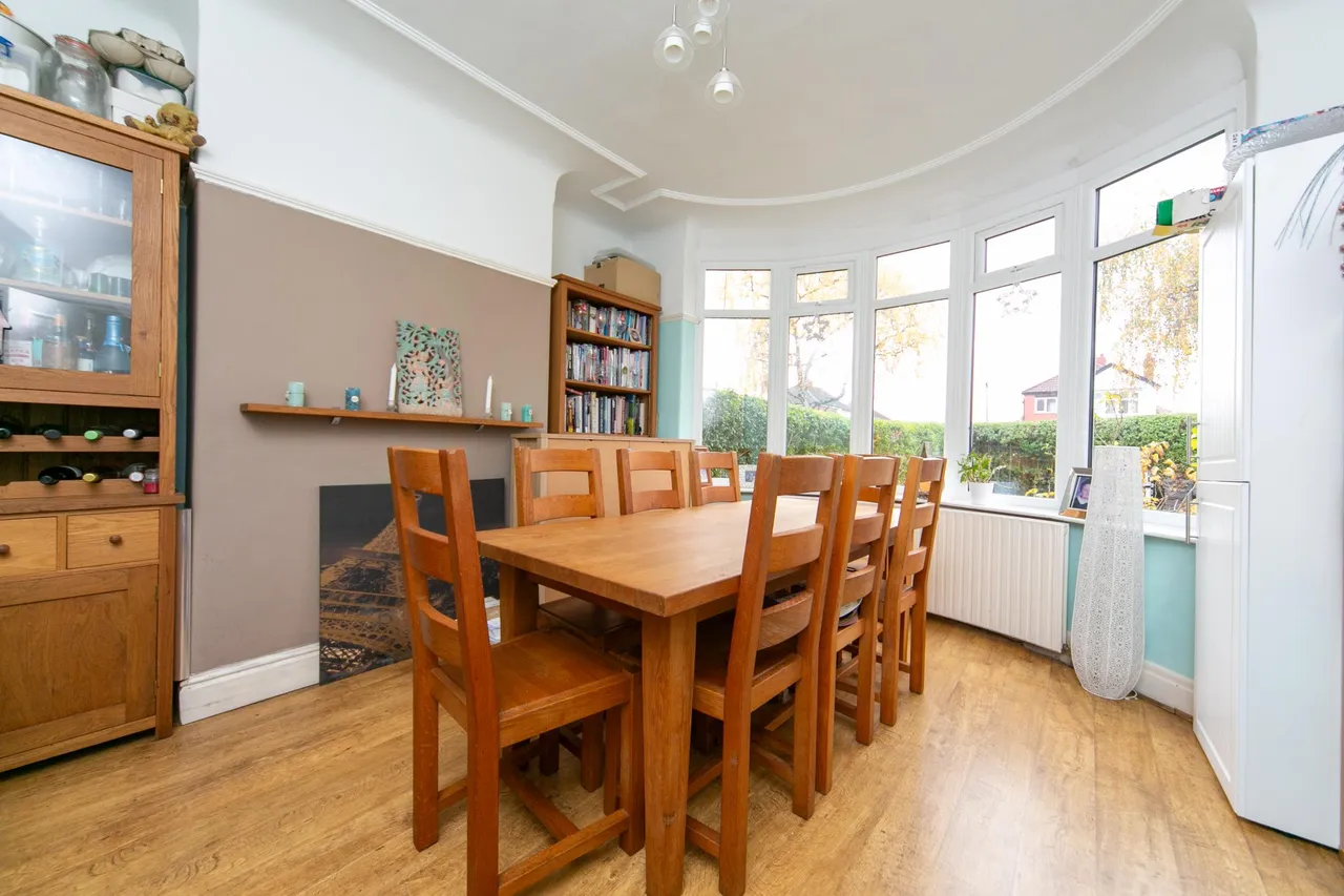 Chester Road, Whitby, CH65, photo 8