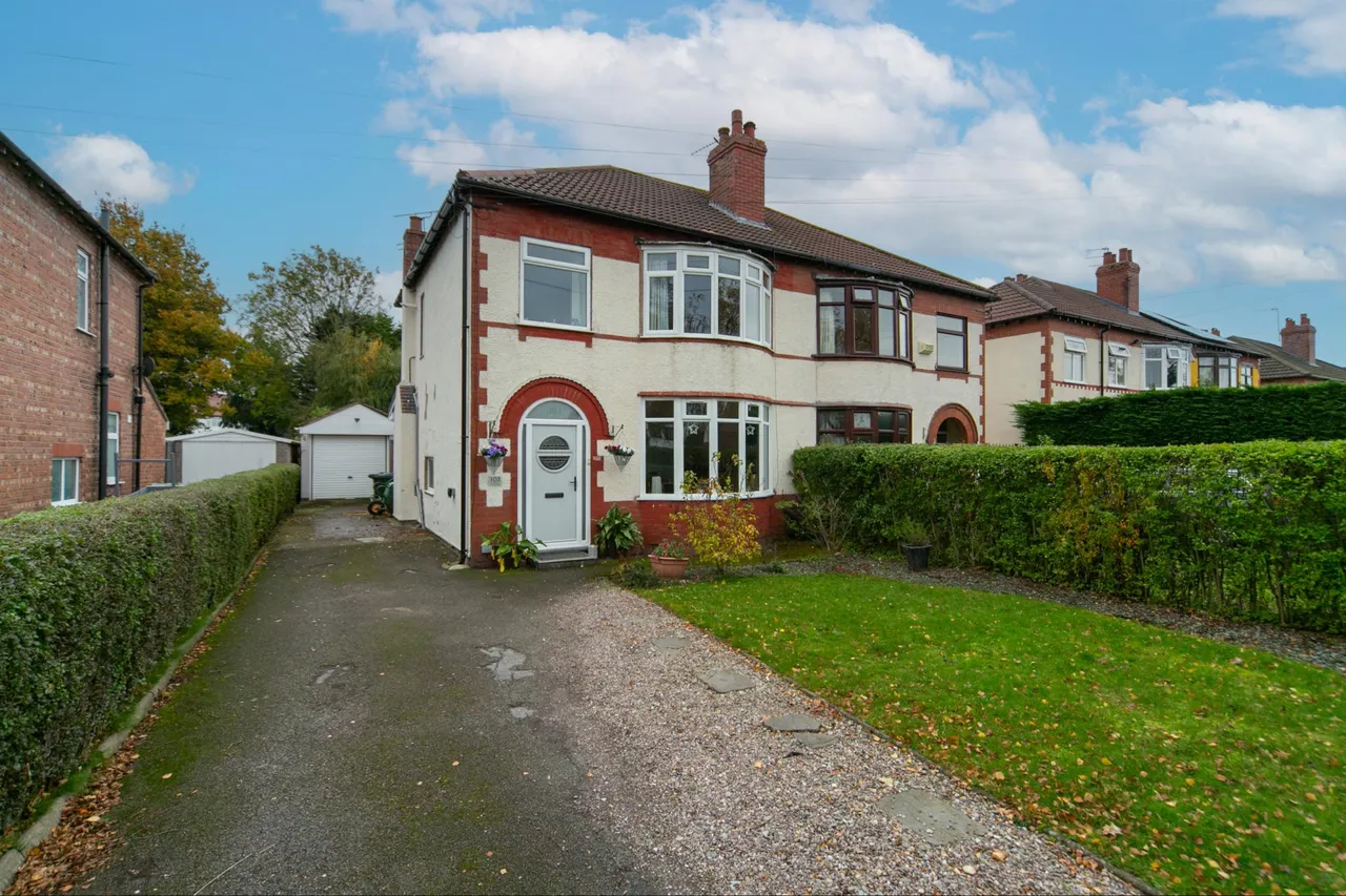 3 bed house for sale, Chester Road, Whitby, CH65