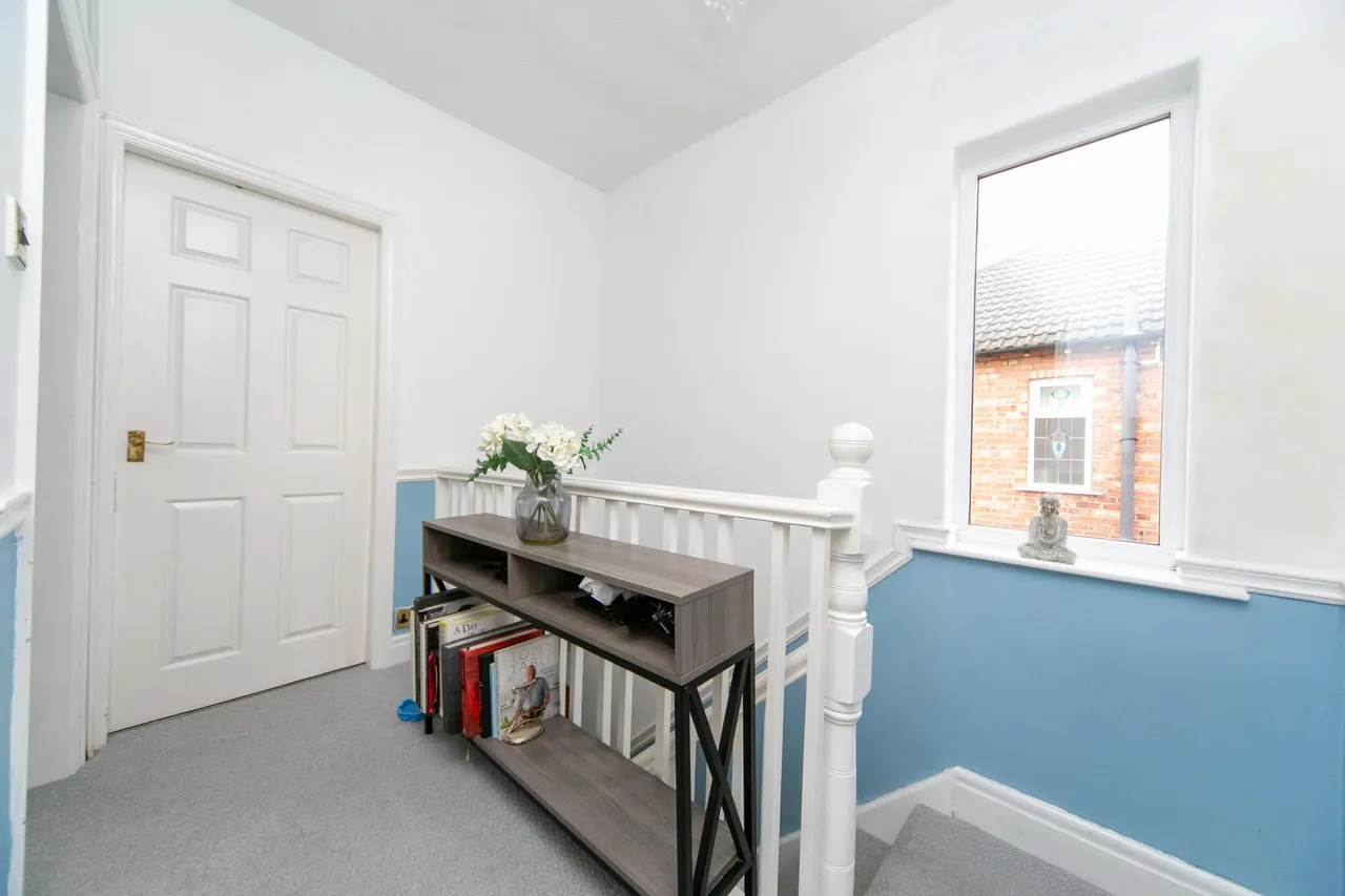 Chester Road, Whitby, CH65, photo 12