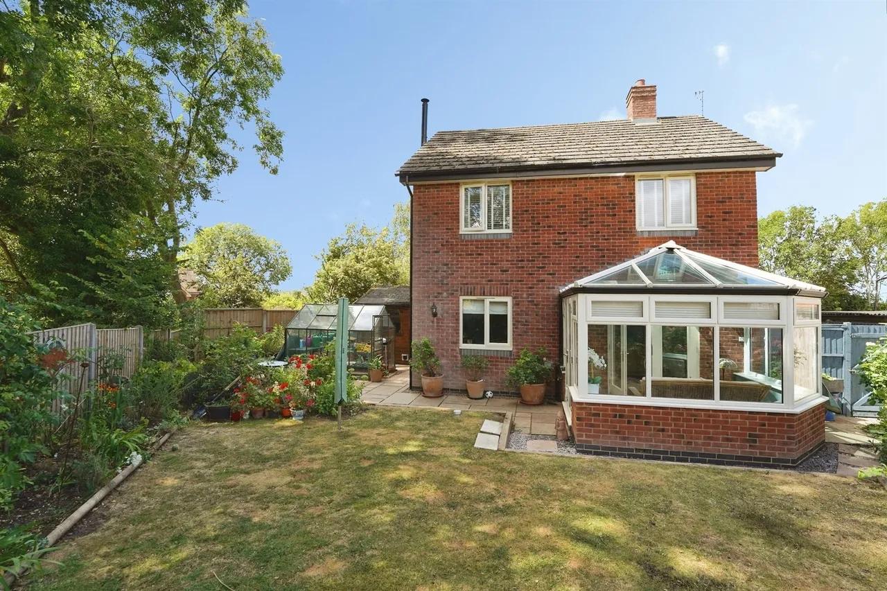 Old Orchard Lane, Colwall, WR13, photo 2