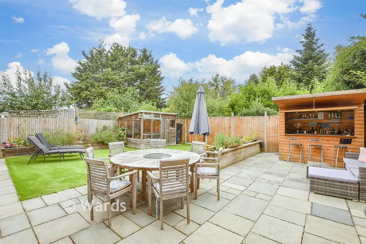 Beech Court Gardens, Maidstone, ME15, photo 2