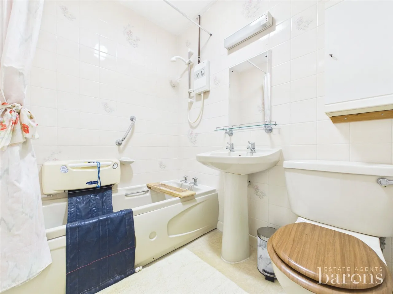 Westdeane Court, Basingstoke, RG21, photo 9