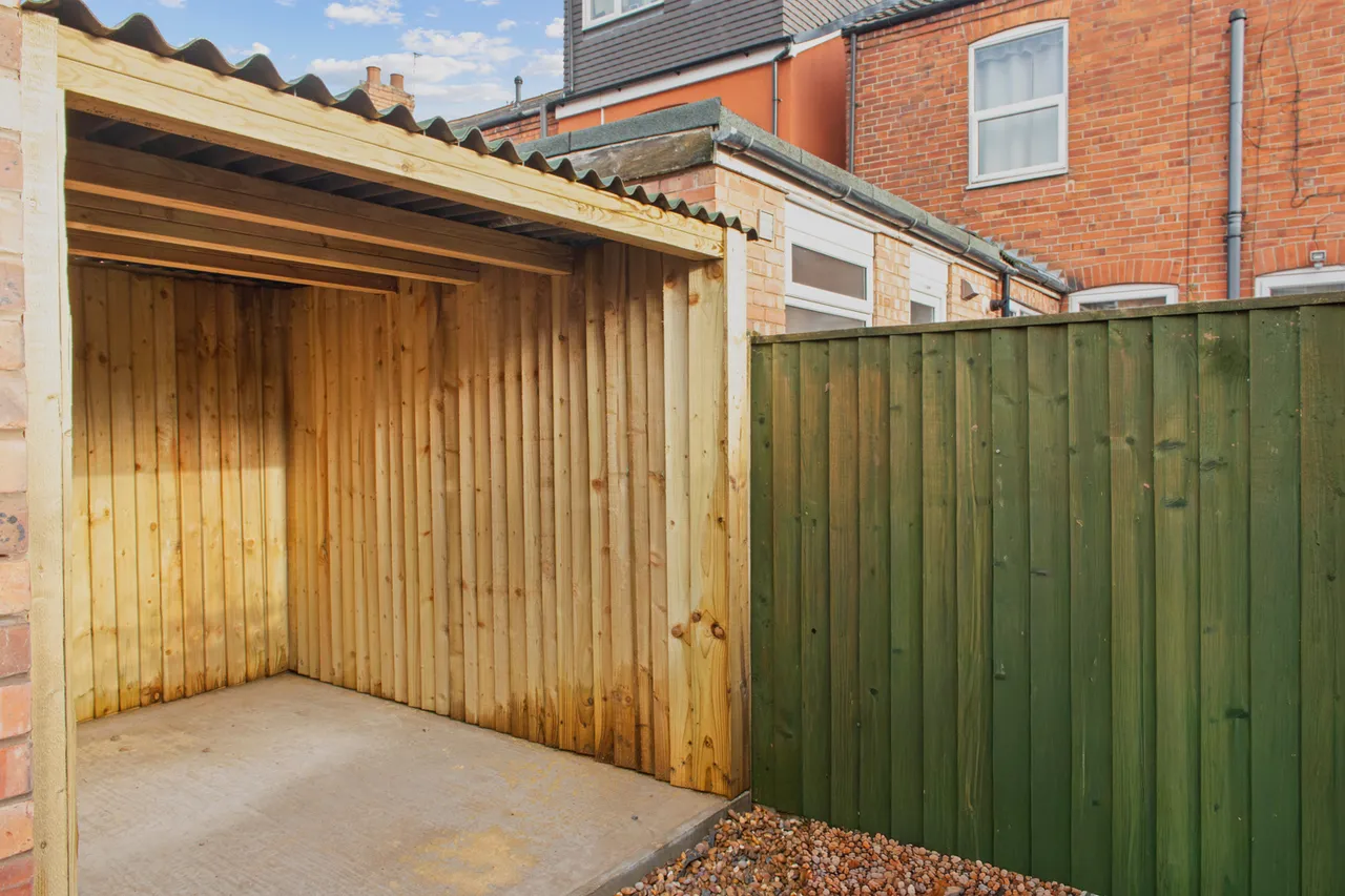 Bennett Street, NG10, photo 9
