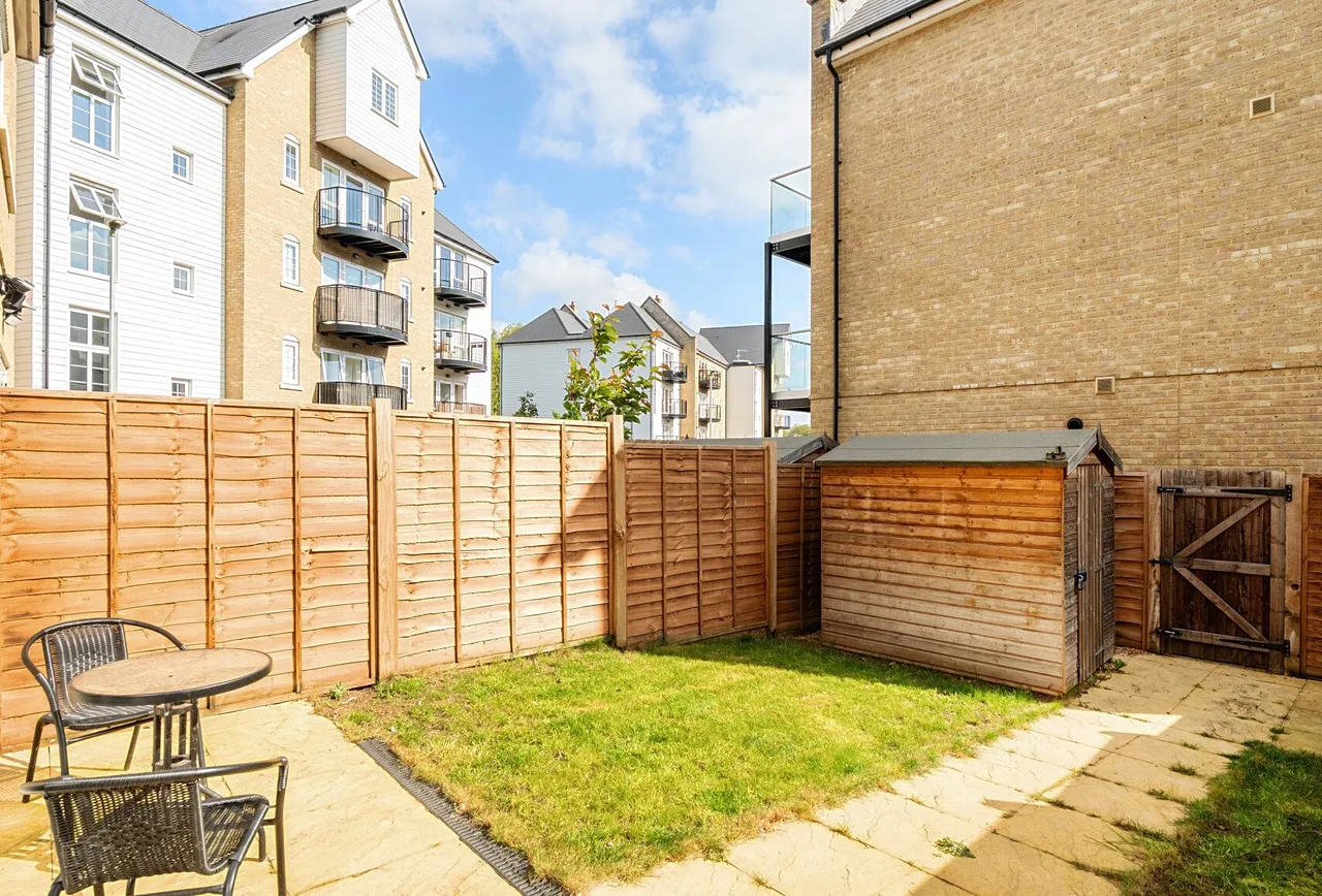 Gunpowder Road, Worcester Park, KT4 7BF, photo 15