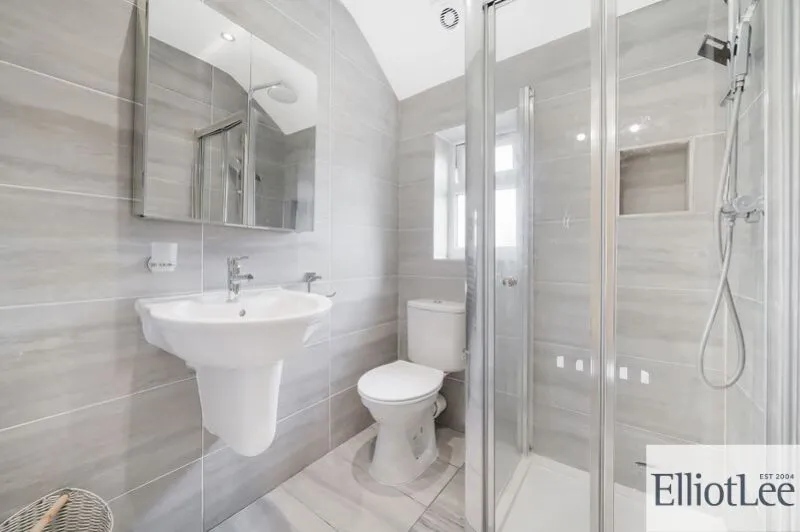 Eastcote Lane, Harrow, HA2, photo 8