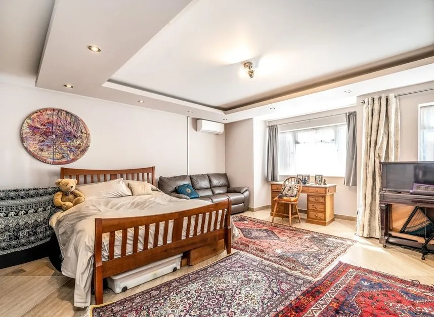 Great West Road, Isleworth, TW7, photo 6
