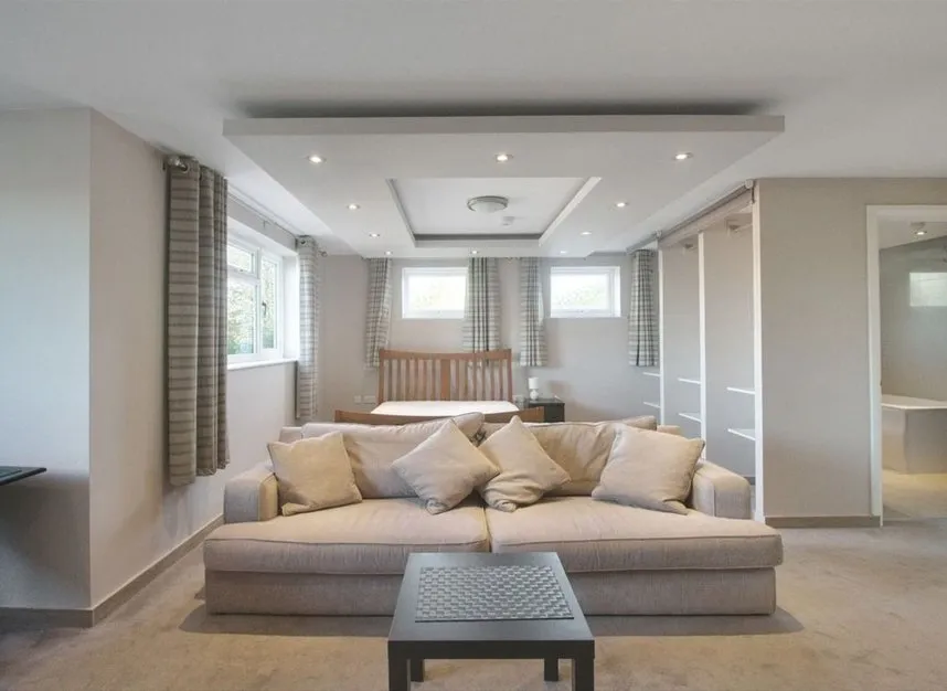 Great West Road, Isleworth, TW7, photo 11