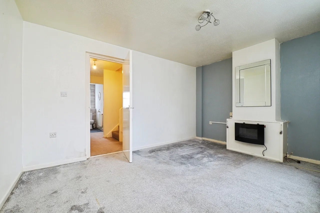 Porter Close, Clifton, Nottingham, NG11, photo 3