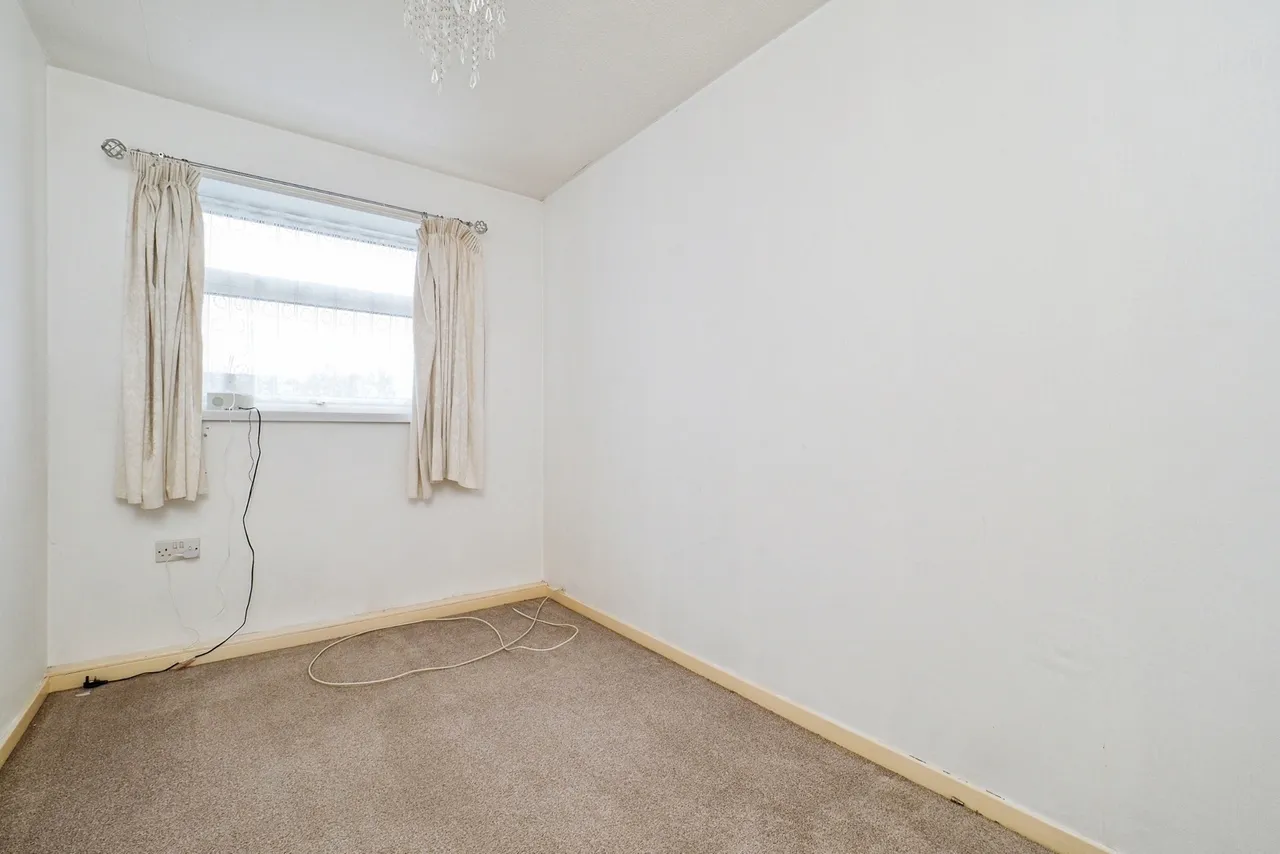 Porter Close, Clifton, Nottingham, NG11, photo 15