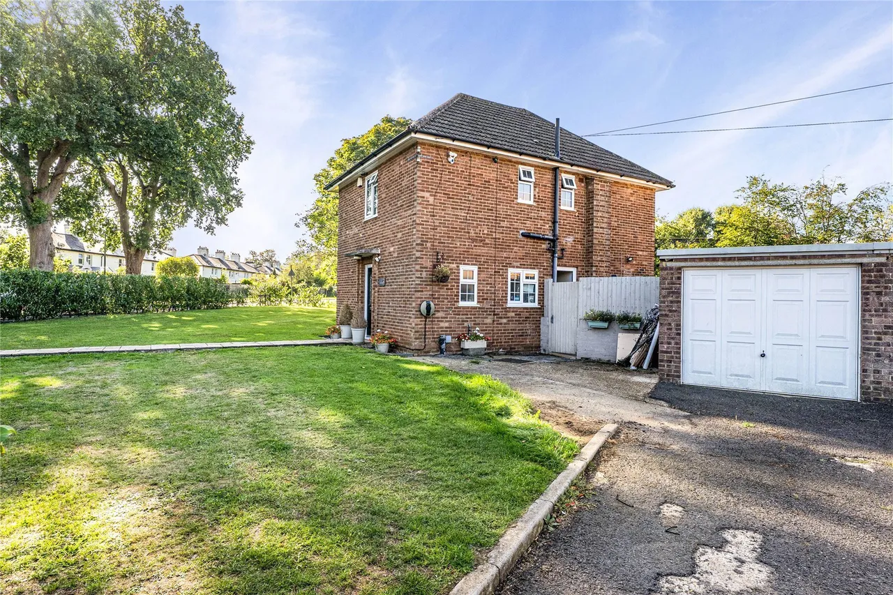 Keith Park Crescent, Biggin Hill, TN16, photo 22