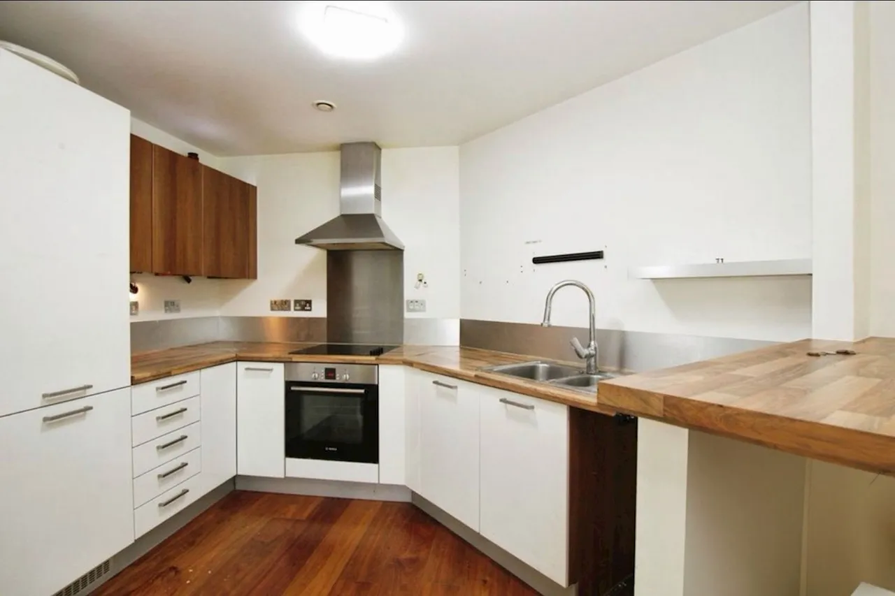 Pinnata Close, Enfield, EN2, photo 4