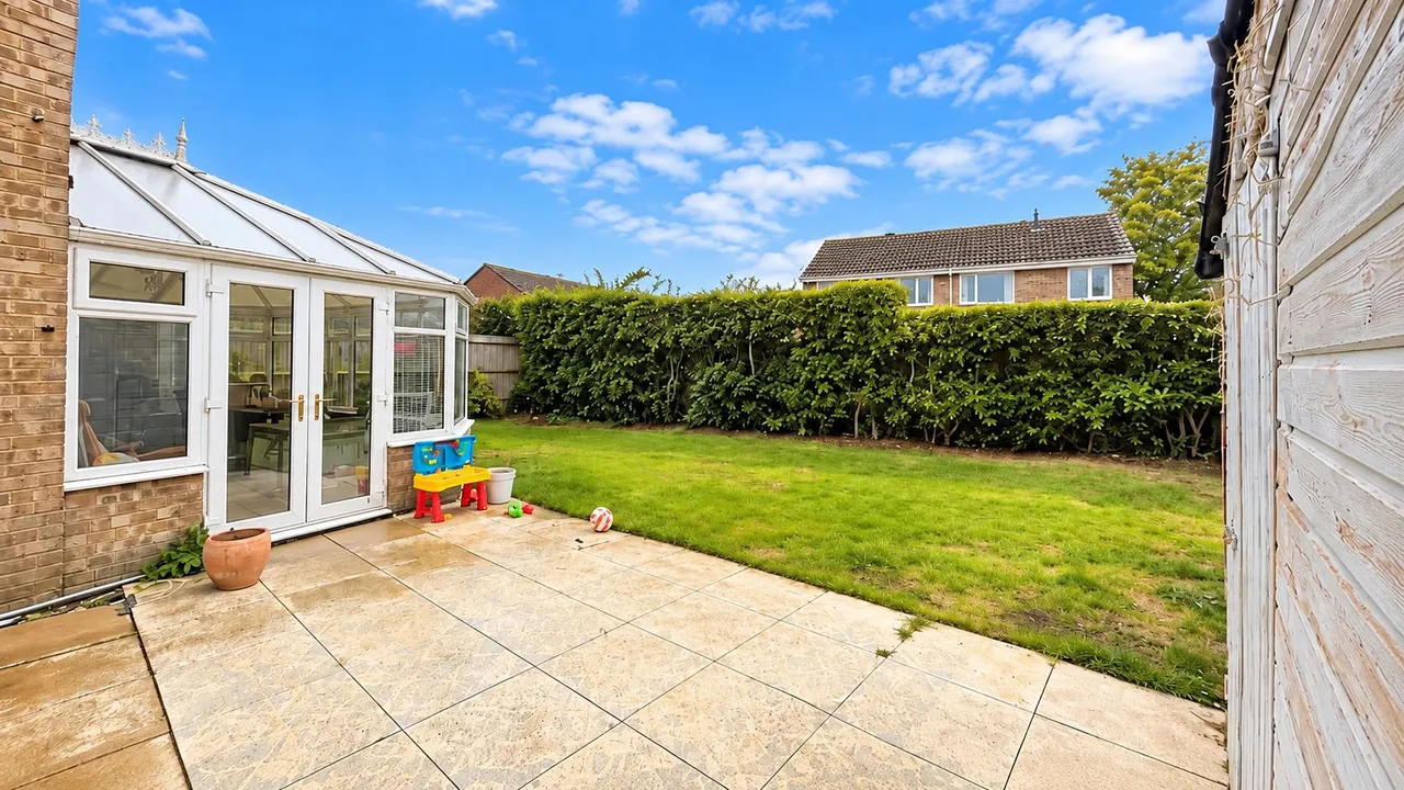 St. James Close, Hanslope, photo 14