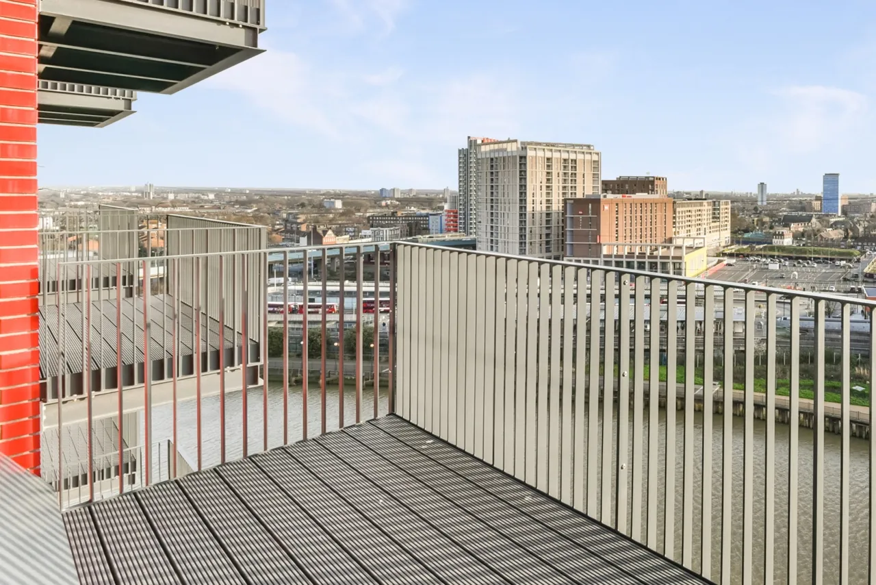 City Island Way, Canning Town, E14, photo 6