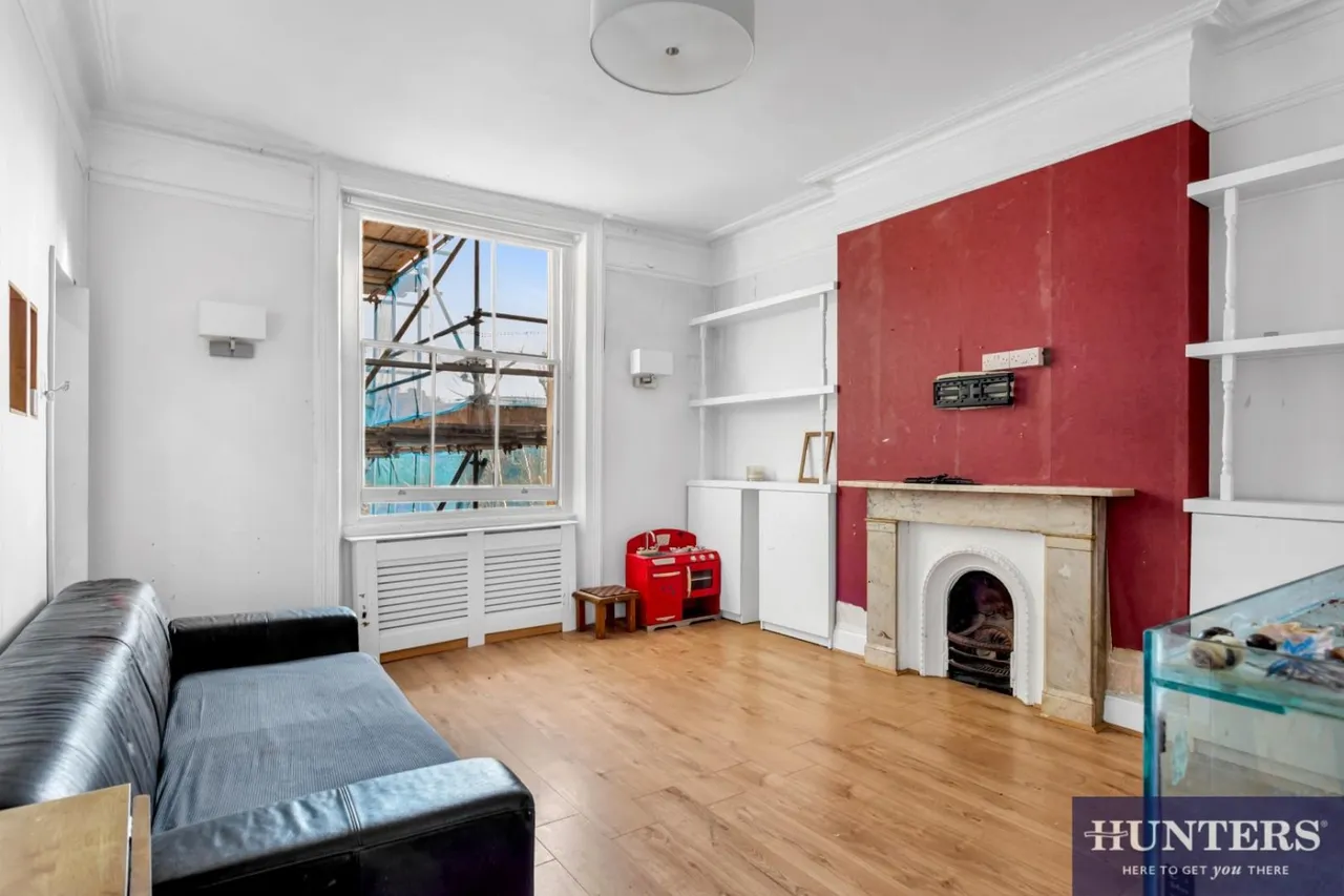 2 bed flat for sale — Warrington Crescent, Little Venice, London, W9